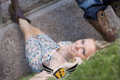 engagement photos at the texas capitol