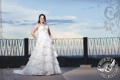 gorgeous bridal portraits at villa antonia