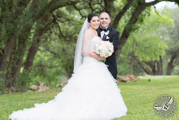 Pictures of a beautiful wedding at Gabriel Springs in Georgetown, Texas